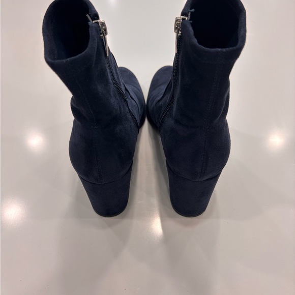 Marc Fisher Elegant Blue Suede Ankle Boots in Women’s Size 8.5 - Picture 4 of 5